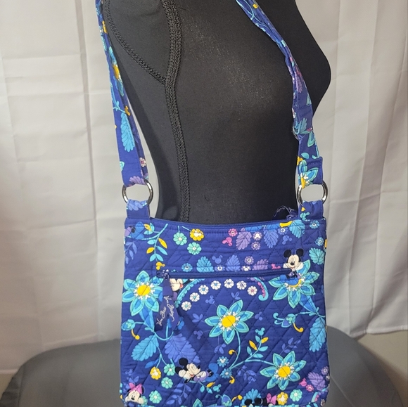 Vera Bradley and Disney Mickey and Minnie bag - Picture 5 of 5